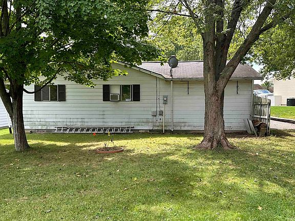 4th image of 309 E Mayfair Ln