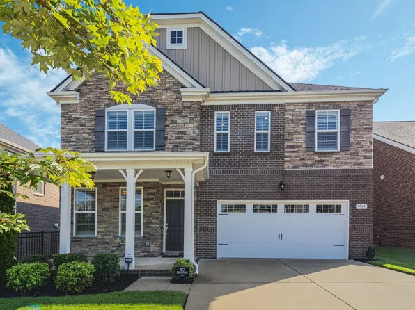 5060 Sunflower Ln, Hermitage, TN 37076