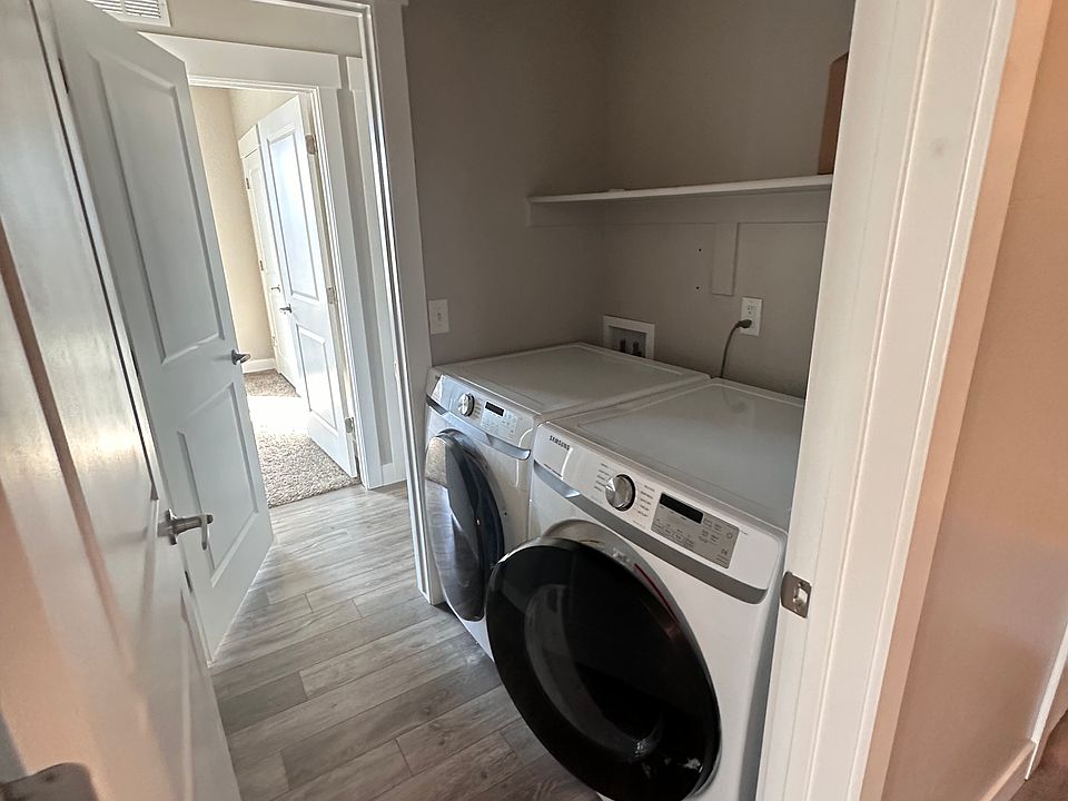1st image of 1128 S 820 E #300
