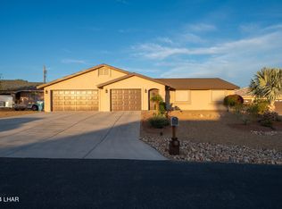 1430 Mandalay Pl, Lake Havasu City, AZ 86404