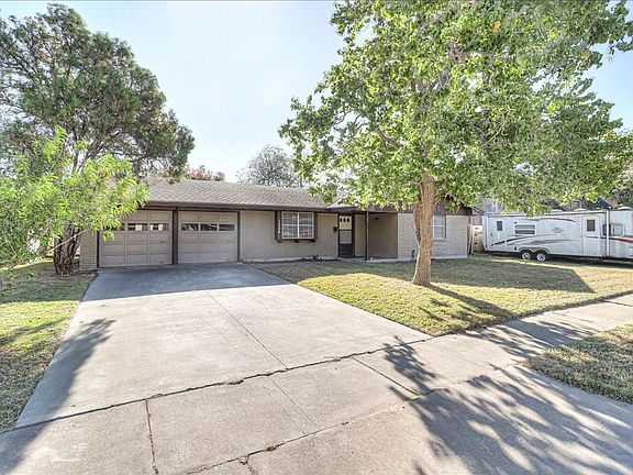 5th image of 1326 Aswan Dr