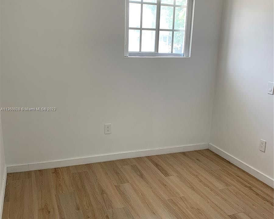 1st image of 700 16th St #208