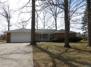 101 Glen Arbor Dr, Bryan, OH 43506