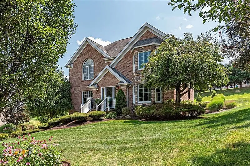 109 Stonebridge Dr photo 1