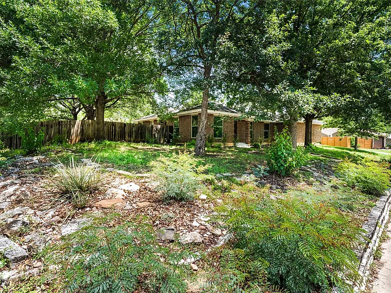 2408 Shiloh Dr — Photo 20