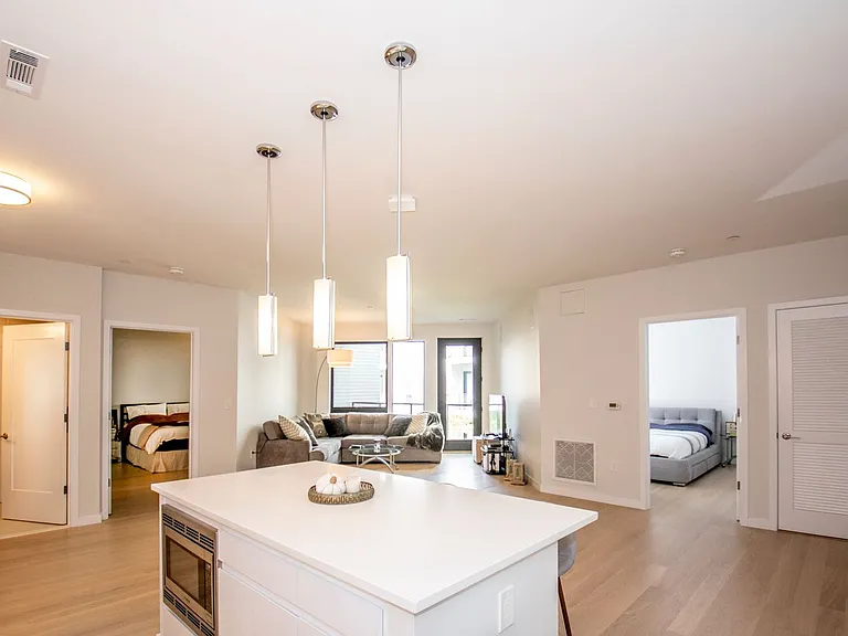 45 W 3rd St #323 — Photo 8