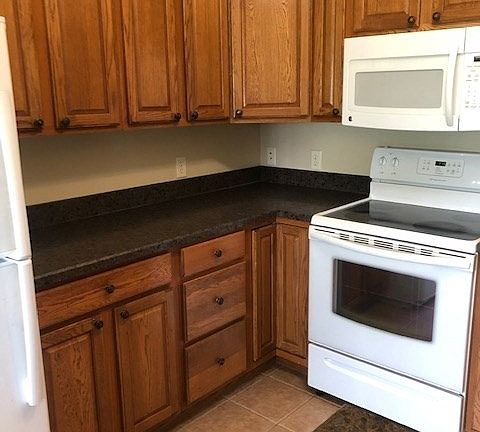 5th image of 4004 Northview Dr