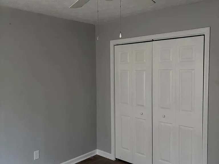 1136 Summer Brook Rd — Photo 10