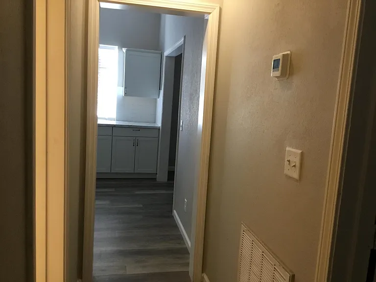 115 Rosedale Ave — Photo 17