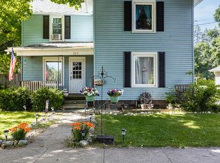 217 Crary St, Marshall, MI 49068
