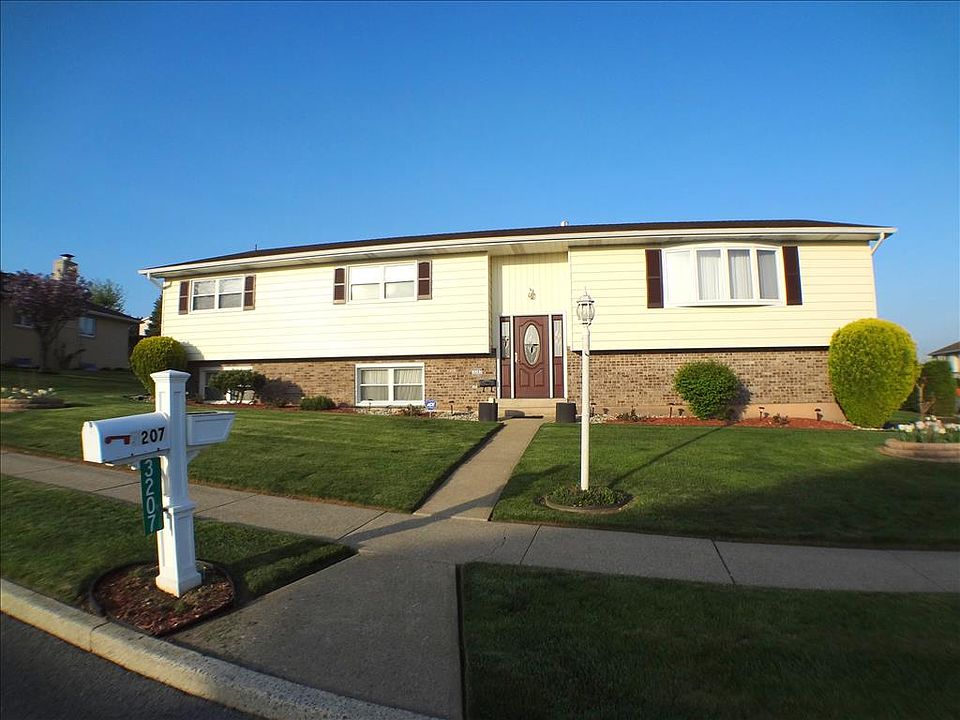 1st image of 3207 Kennedy Dr