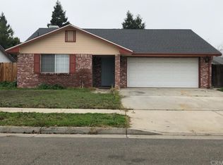 662 Laughlin Ln, Merced, CA 95341