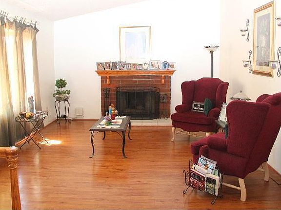 2nd image of 13650 Norton Ave
