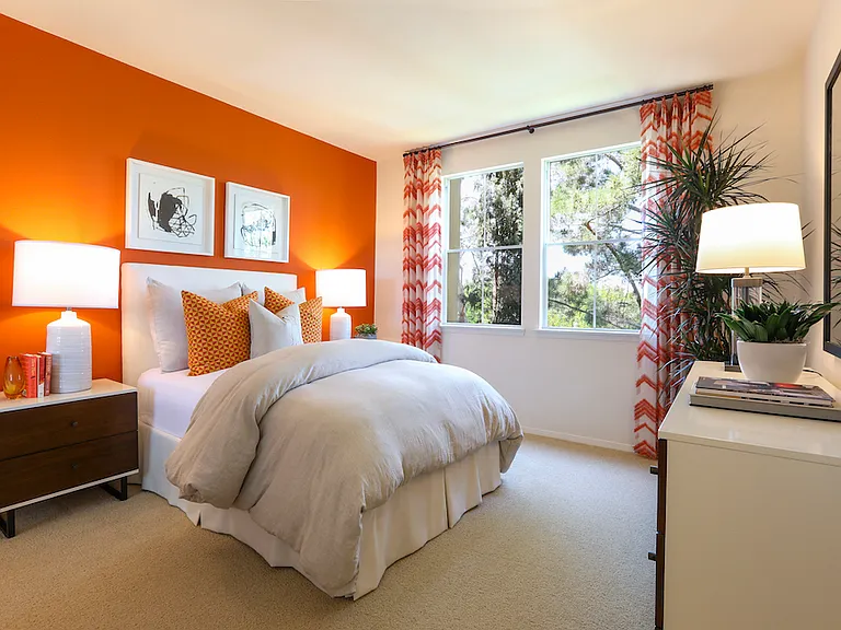 Newport Bluffs Apartment Village — Photo 5