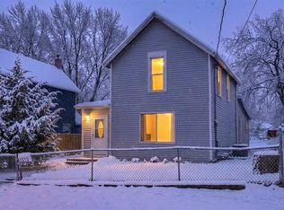 1213 Fremont St, Des Moines, IA 50316