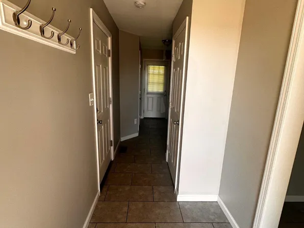 2224 Dennings Rd, New Windsor, MD 21776
