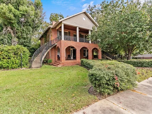 196 Oak St, Brundidge, AL 36010