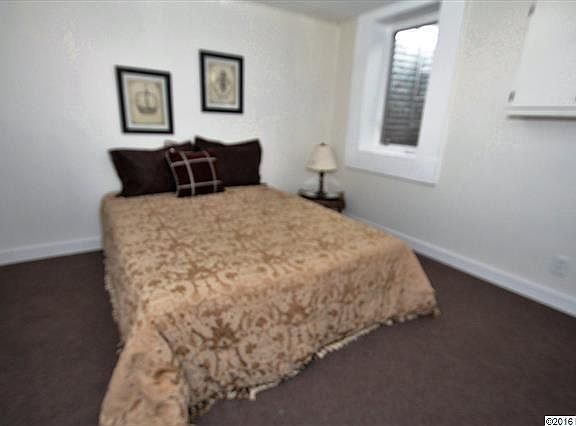 5th image of 636 S Taylor Ave