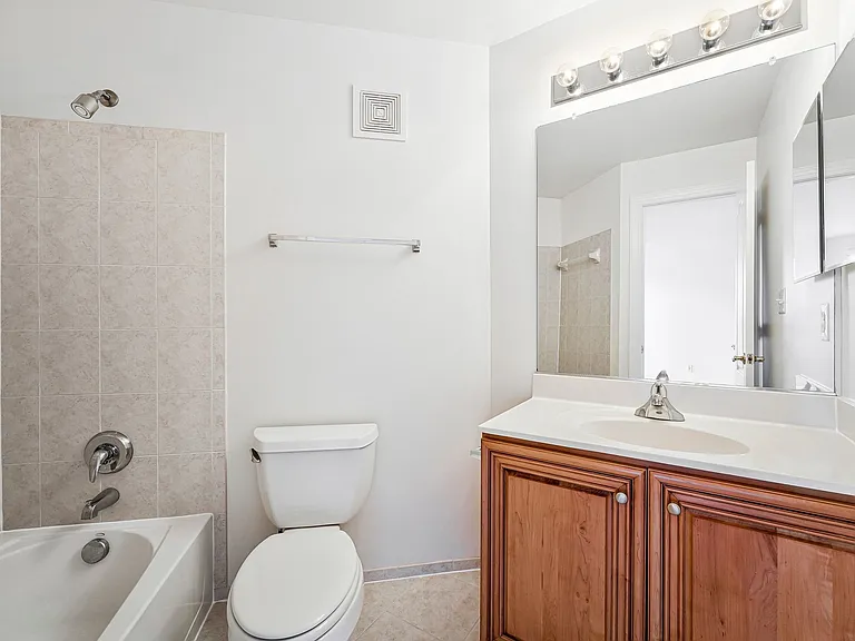 7720 Spoleto Ln — Photo 27