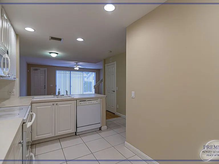 28576 Alessandria Cir — Photo 6