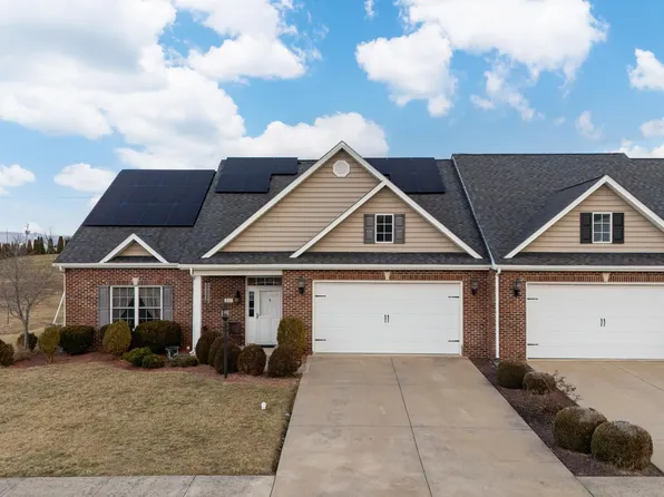 231 Freemont Cir, Broadway, VA 22815