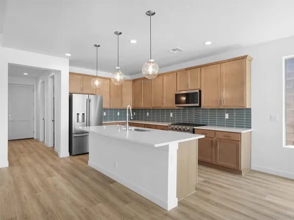 58 Cadena Loop, White Rock, NM 87547