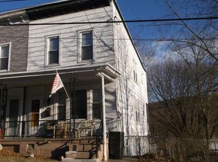 232 3rd St, Port Carbon, PA 17965