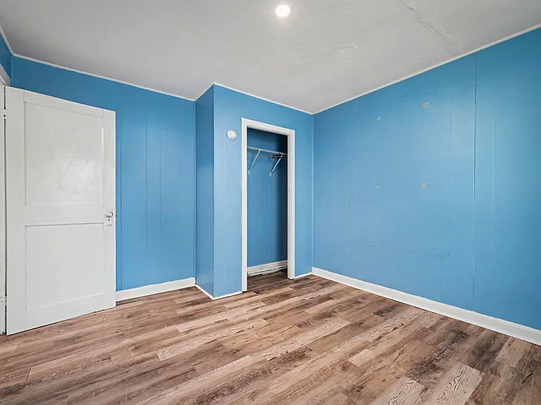 250 Vernis Ave — Photo 7