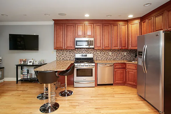 Sold by Signature Premier Properties | media 2