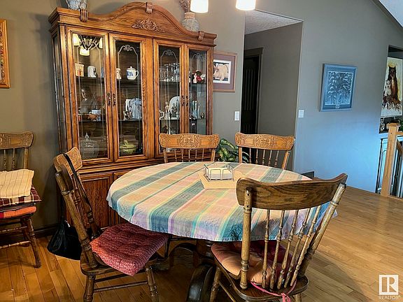 5th image of 3702 Lakeshore Dr