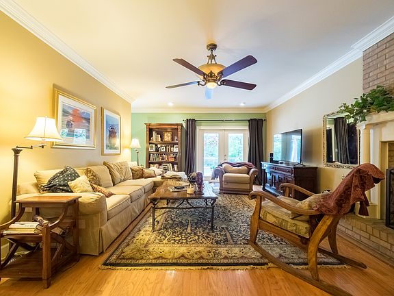 4th image of 4946 Glen Castle Dr