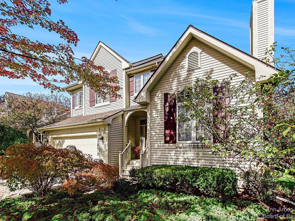1st image of 5974 Versailles Ave