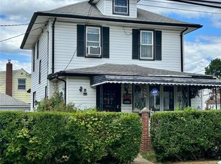 13202 220th St, Springfield Gardens, NY 11413