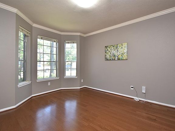 3rd image of 18110 Water Mill Dr