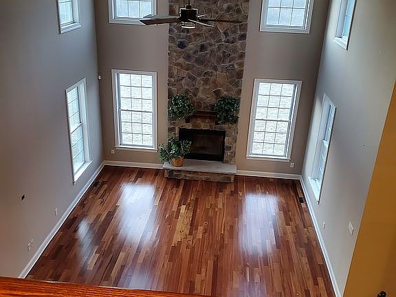 4th image of 3 Chapel Hill Ct