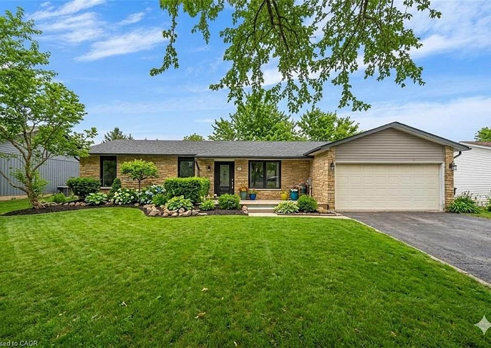 1st image of 44 McClellan Rd