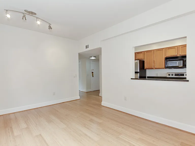 1673 Park Rd NW #303 — Photo 6
