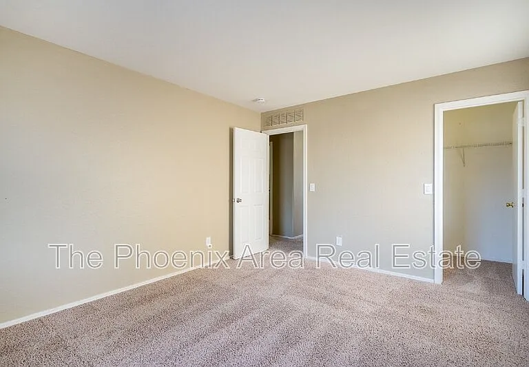45992 W Dutchman Dr — Photo 48