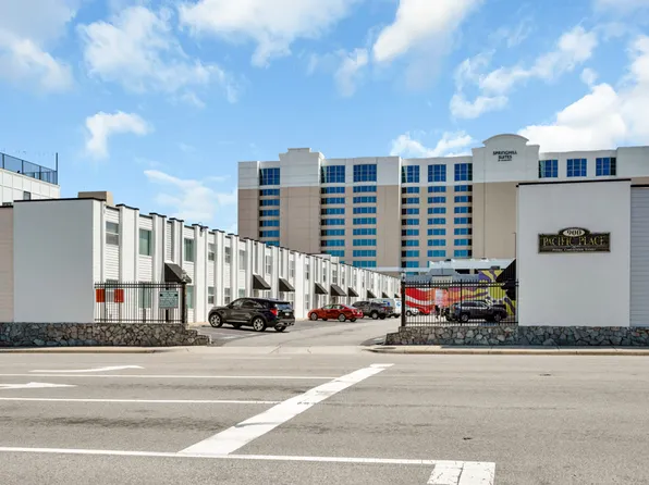929 Pacific Ave #A, Virginia Beach, VA 23451