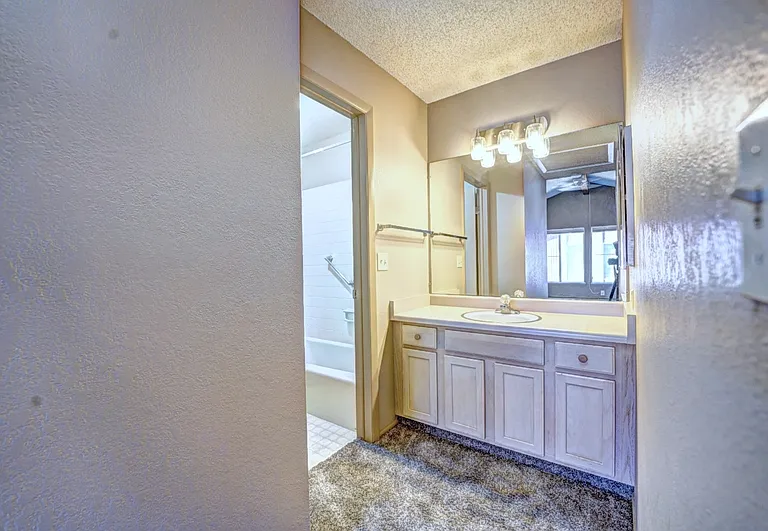 1155 Lakeside Dr #701 — Photo 9