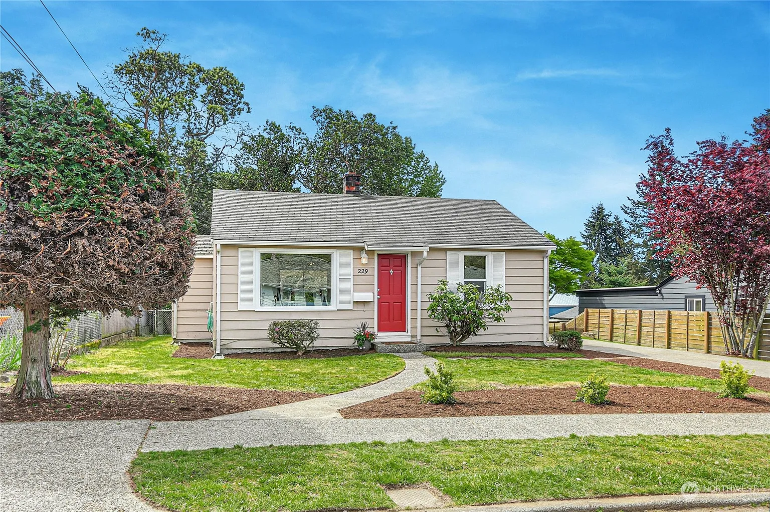 229 SW 139th Street photo 1
