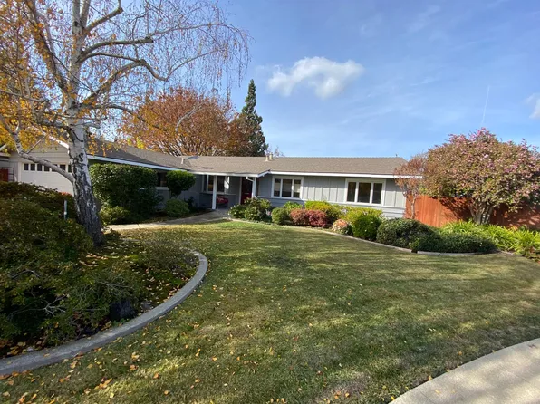 330 Pickering Pl, Walnut Creek, CA 94598