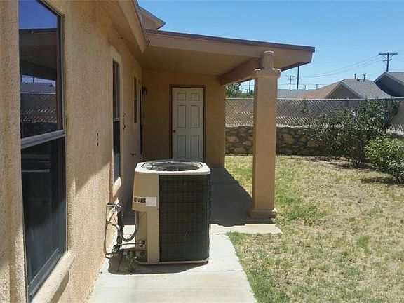 4th image of 6204 Lovebird Ln