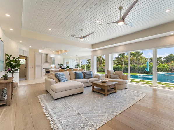 28 Coconut Lane, Tequesta, FL 33469