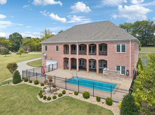 1000 Shimmering Way, Gallatin, TN 37066