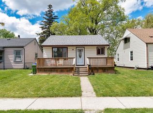 3666 Girardot St, Windsor, ON N9C 1W5