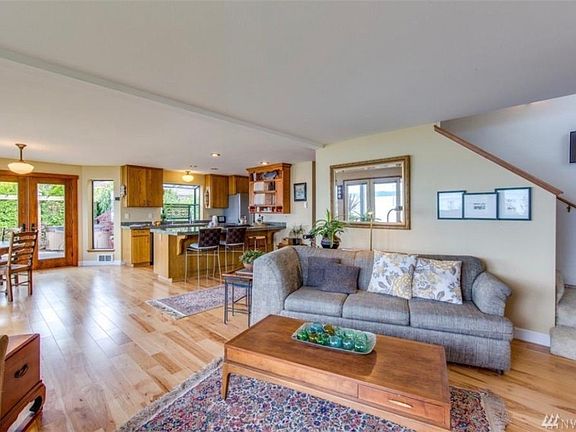 Open main living