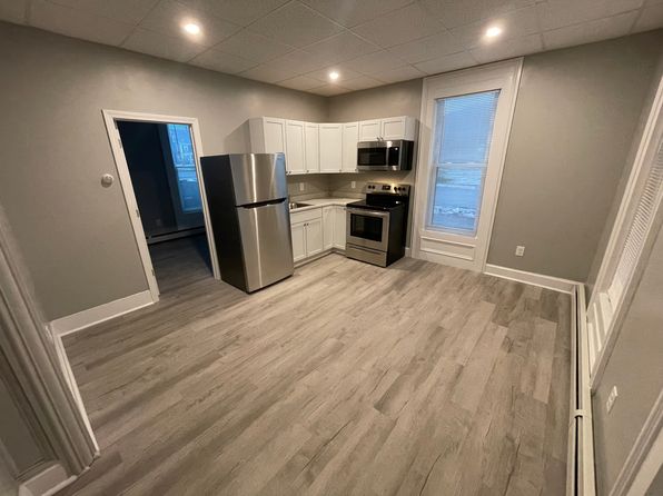 25 Pleasant St #101