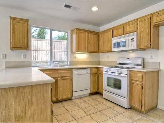 2nd image of 4733 Lagunita Way