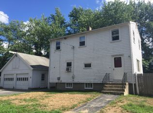 55 Bay State Rd, Reading, MA 01867